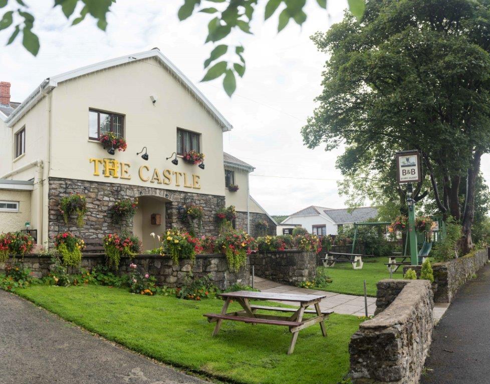 The Castle Inn Ebbw Vale Exteriér fotografie